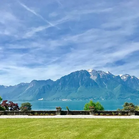 The At The Sangata Mansion Villa