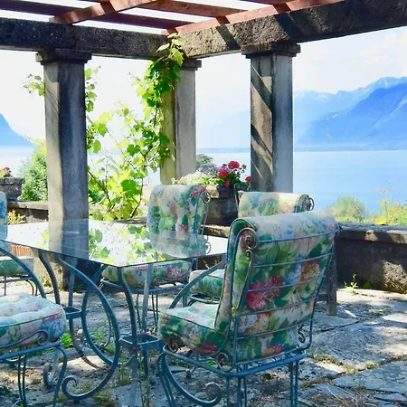 The At The Sangata Mansion Villa *